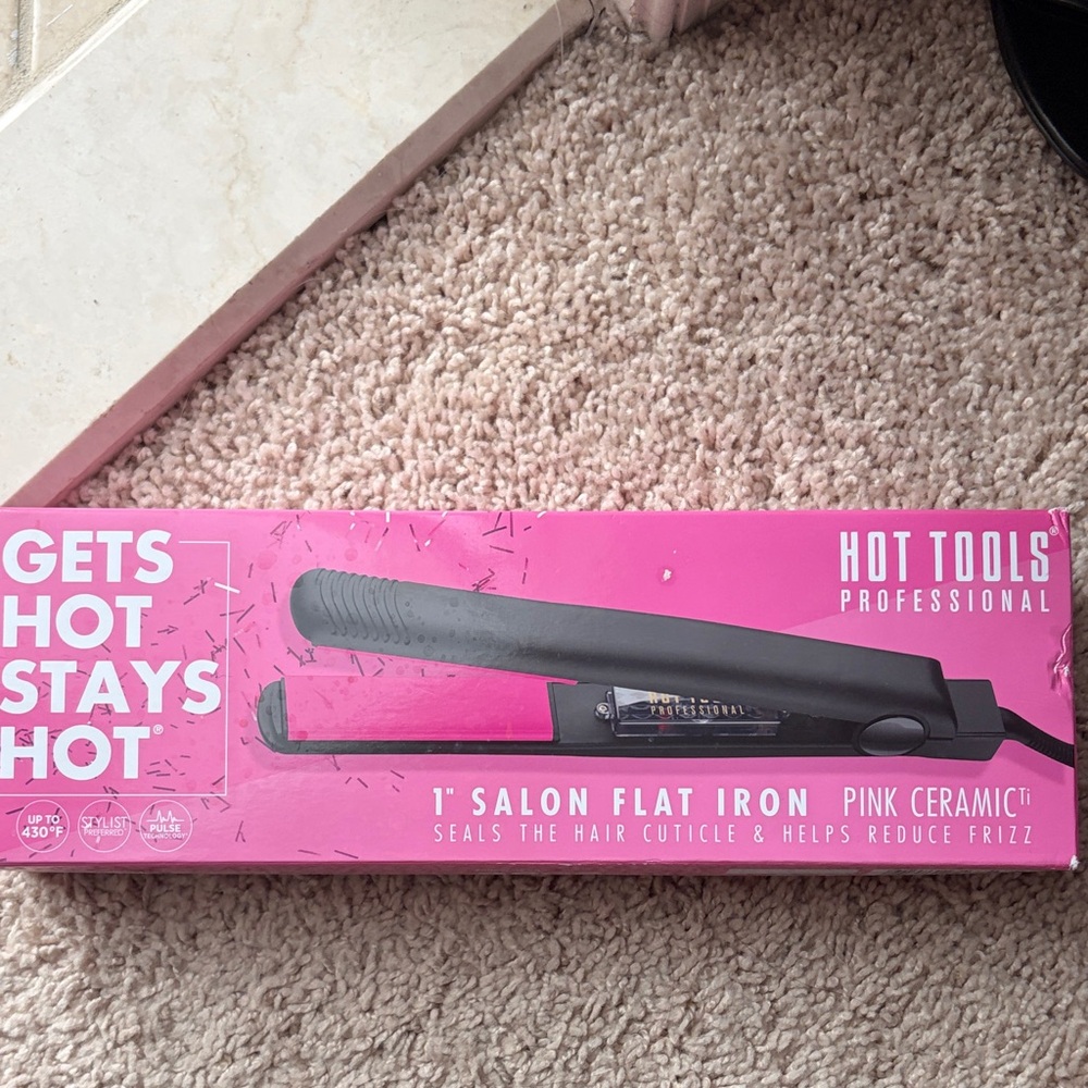 Hot Tools Professional Pink Ceramic Flat Iron